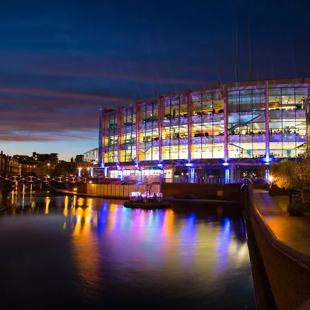 Centre - Fantastic Location Apartment Birmingham